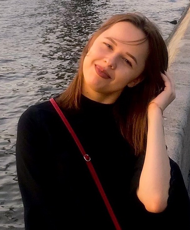 Алина Логинова